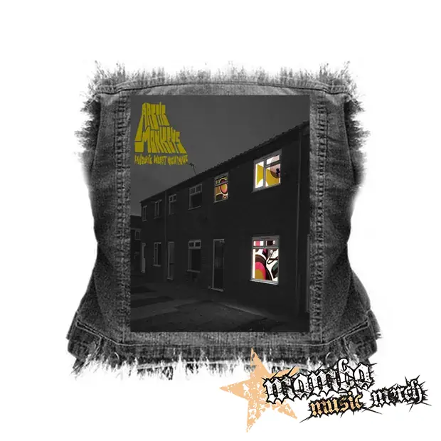 ARCTIC MONKEYS - Favourite Worst Nightmare - chrbtová nášivka (36 x 27 cm)