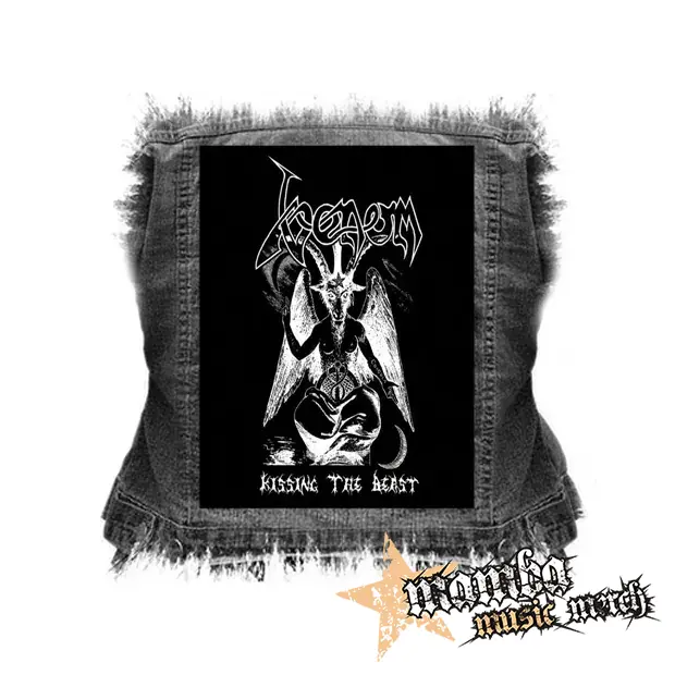 VENOM - Kissing the Beast - chrbtová nášivka (36 x 27 cm)