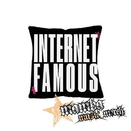 6arelyhuman - Internet Famous - vankúš